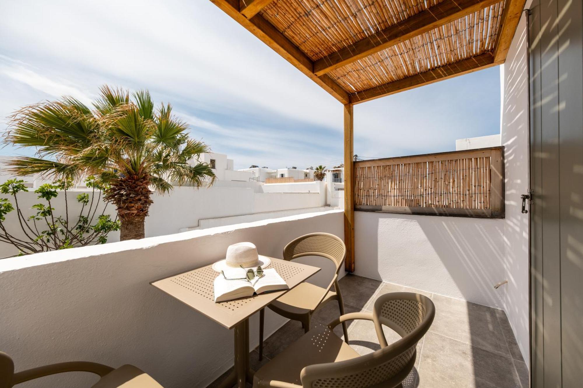 Sea & Sun Paros Hotel Náousa Exterior photo